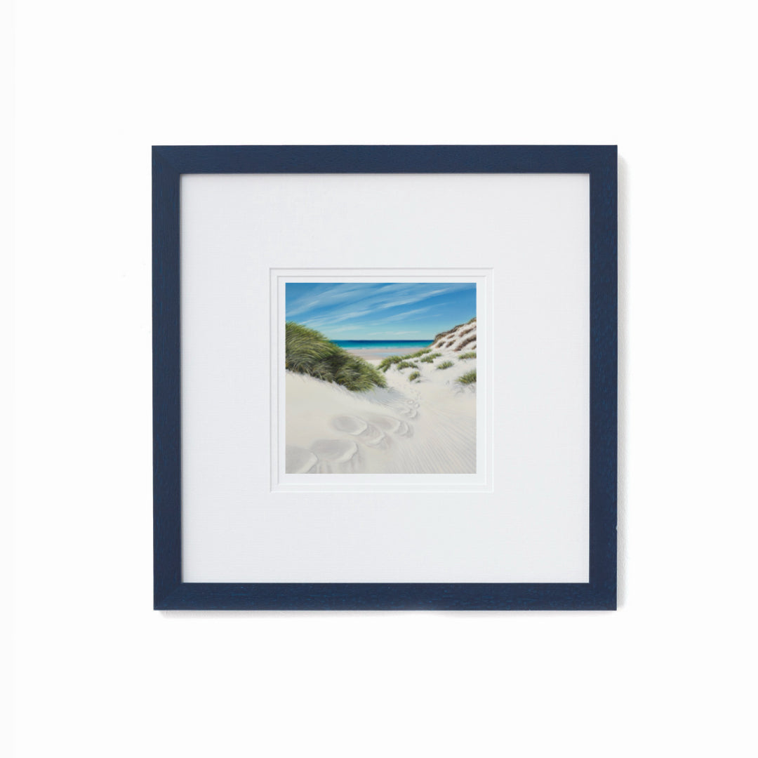 The way to the sea. Traigh Eais Barra